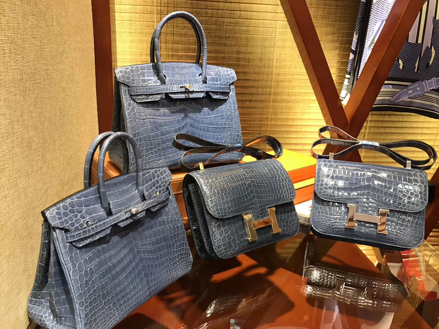 Hermès（爱马仕）Constance 空姐包 牛仔蓝 一级鳄鱼皮 尼罗鳄 原版蜜蜡线 银扣 23cm