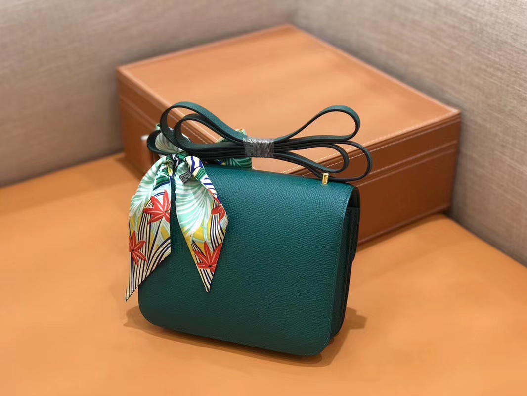 Hermès（爱马仕）Constance 空姐包 孔雀绿 Epsom掌纹小牛皮 臻品级别 金扣 18cm
