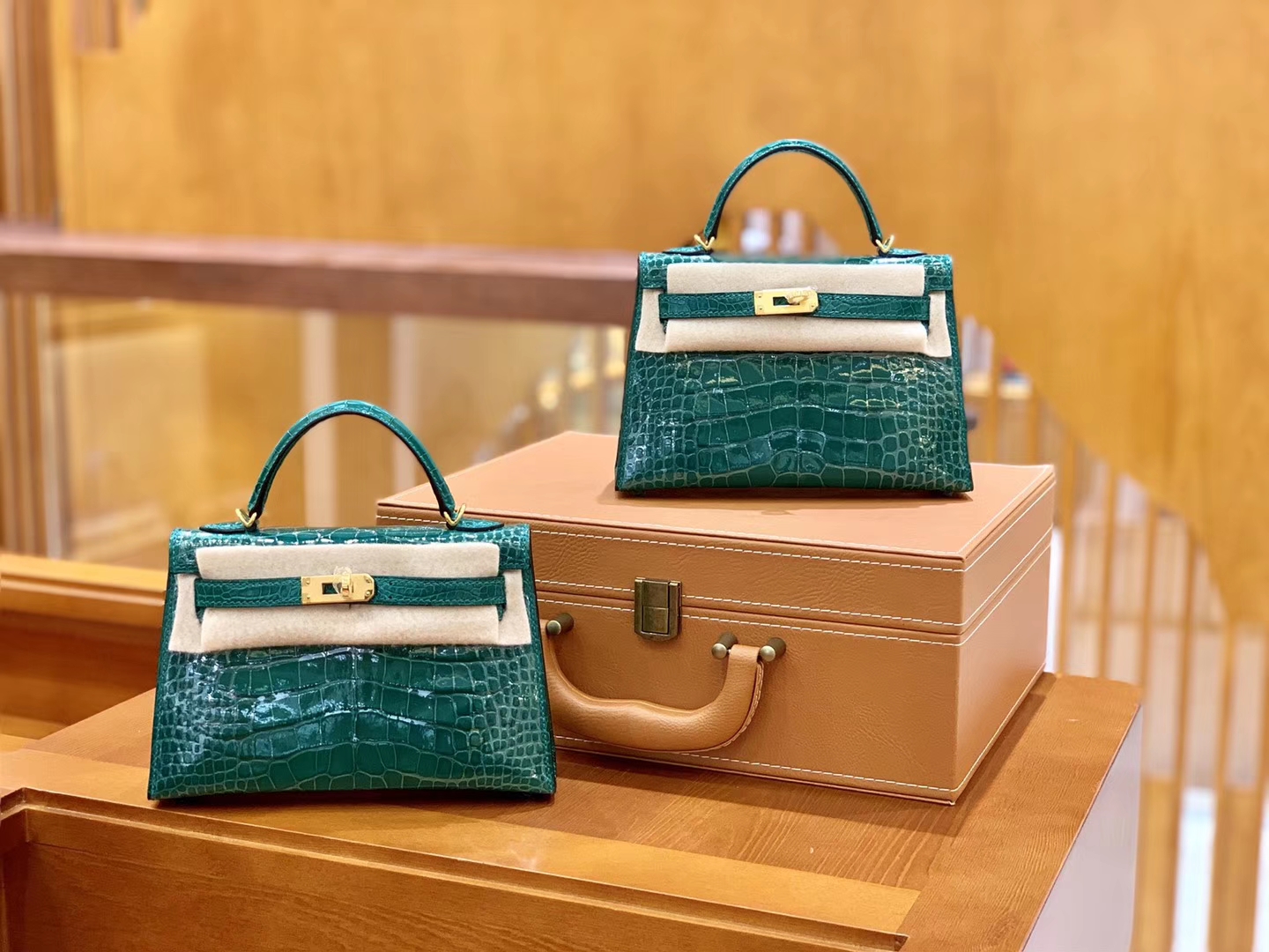 Hermès（爱马仕）Mini Kelly 迷你凯莉 翡翠绿 一级美洲鳄鱼皮 臻品级别 金扣 19cm