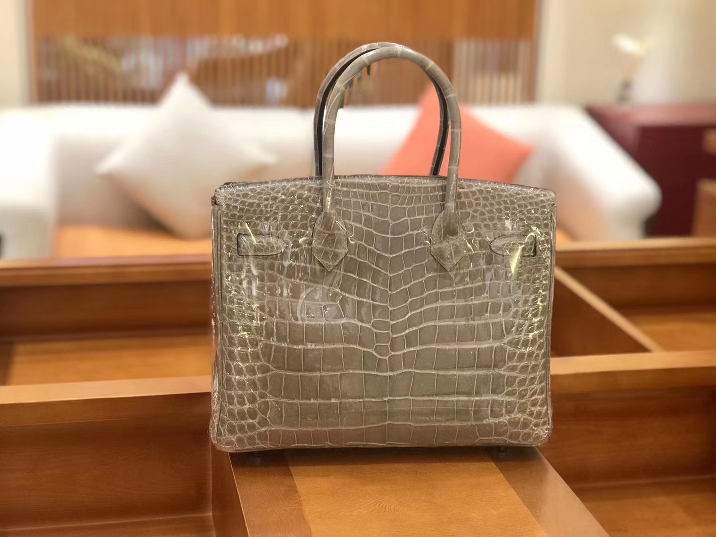 Hermès（爱马仕）新增现货 birkin 铂金包 斑鸠灰 一级鳄鱼皮 30cm
