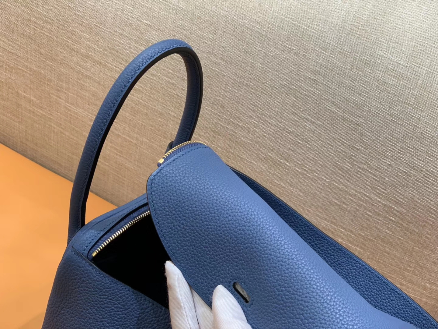 Hermès（爱马仕）Lindy 琳迪包 玛瑙蓝 Togo牛皮 进口原料 全手工缝制 银扣 26cm