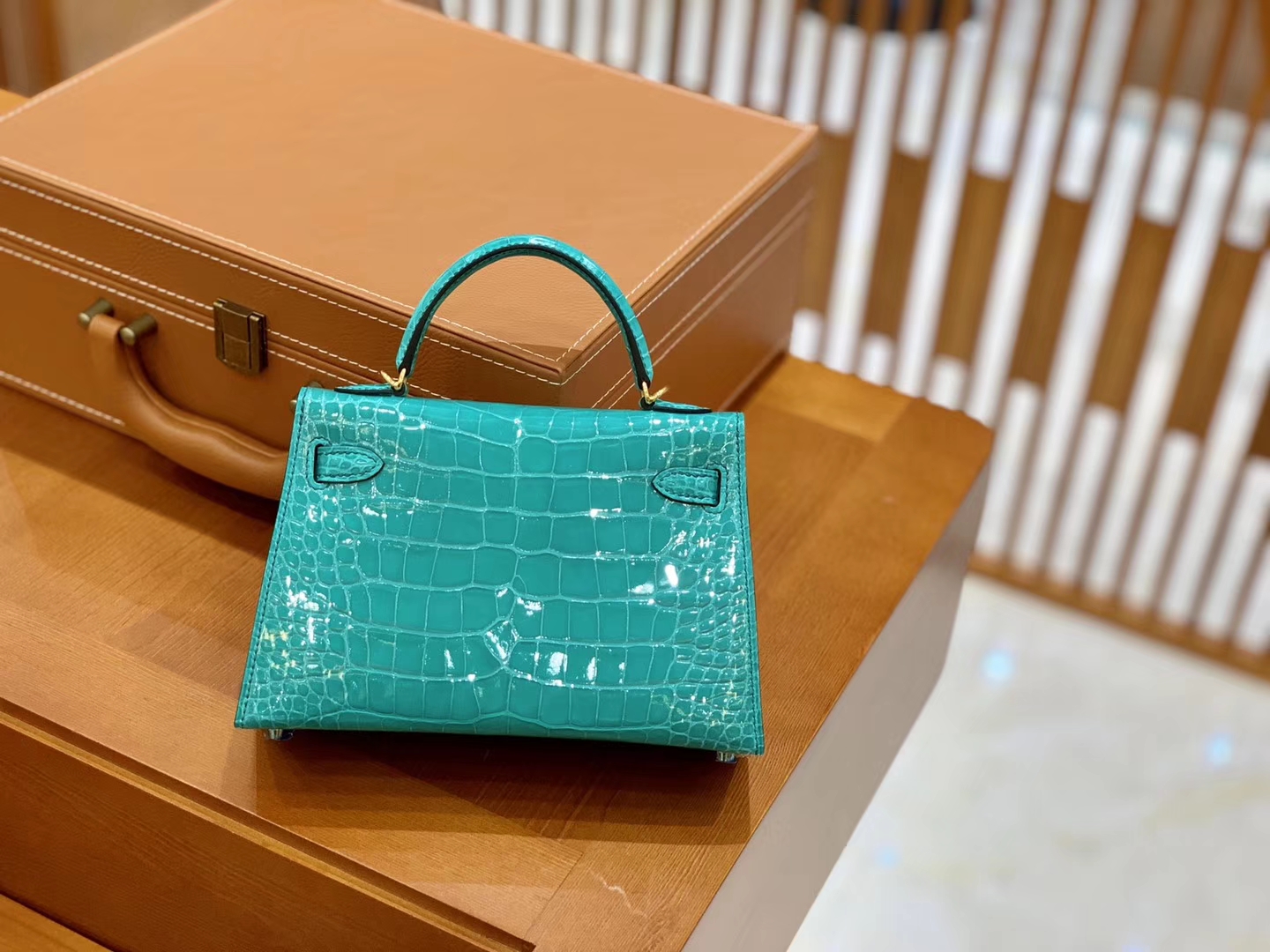 Hermès（爱马仕）Mini Kelly 迷你凯莉 U1 维罗纳绿 亮面鳄鱼 一级 顶端级别 美洲 臻品级别 金扣 19cm