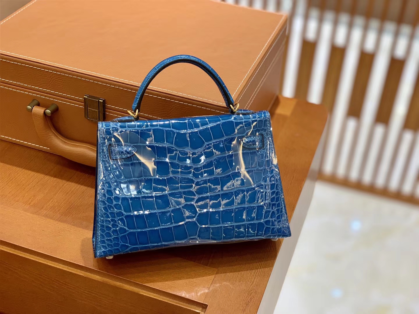 Hermès（爱马仕）Mini Kelly 迷你凯莉 伊滋密尔蓝 一级美洲鳄鱼皮 臻品级别 金扣 19cm