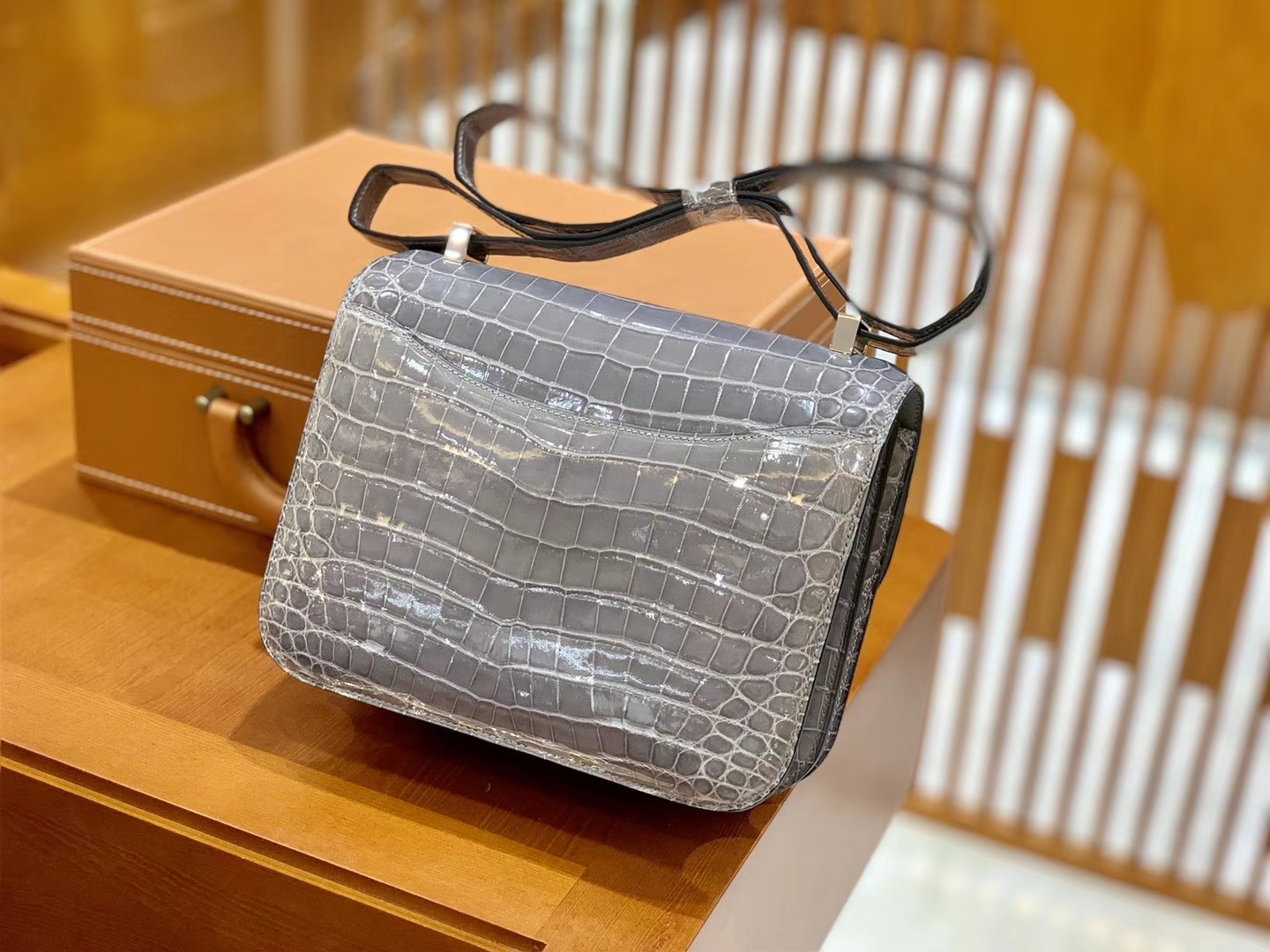 Hermès（爱马仕）Constance 空姐包 巴黎灰 一级 尼罗鳄 顶端级别 臻品级别 23cm