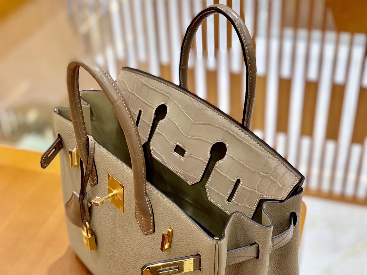 Hermès（爱马仕）Birkin 铂金包 斑鸠灰 鳄鱼皮拼德国togo牛皮 全手工缝制 金扣 30cm