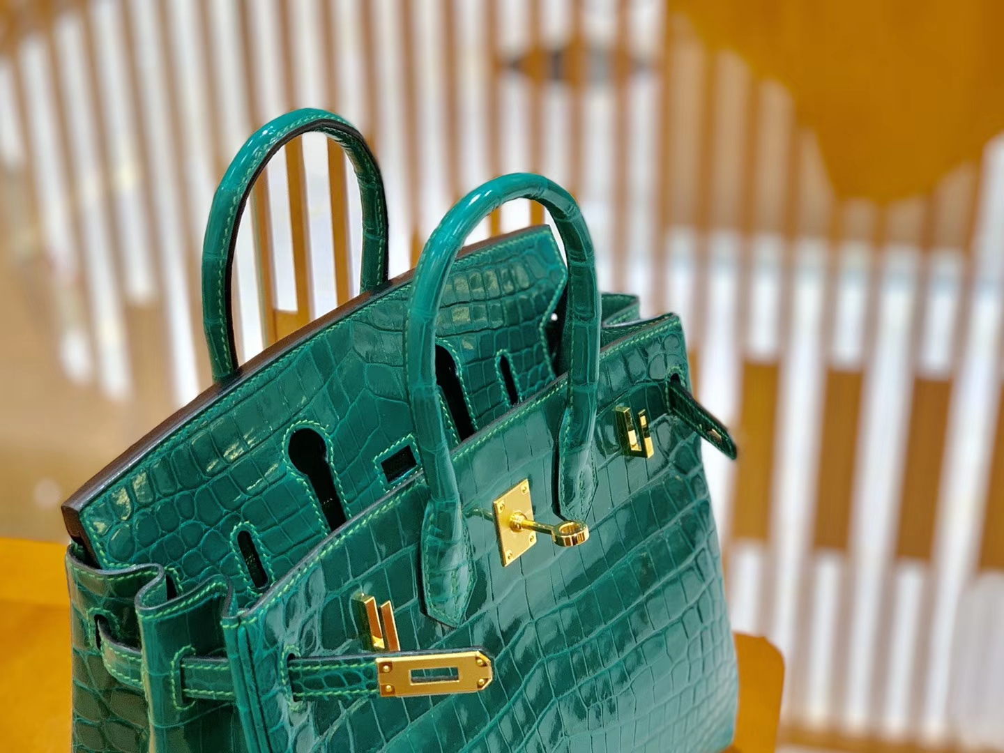 Hermès（爱马仕）Birkin 铂金包 翡翠绿 一级皮 尼罗鳄鱼皮 臻品级别 金扣 25cm