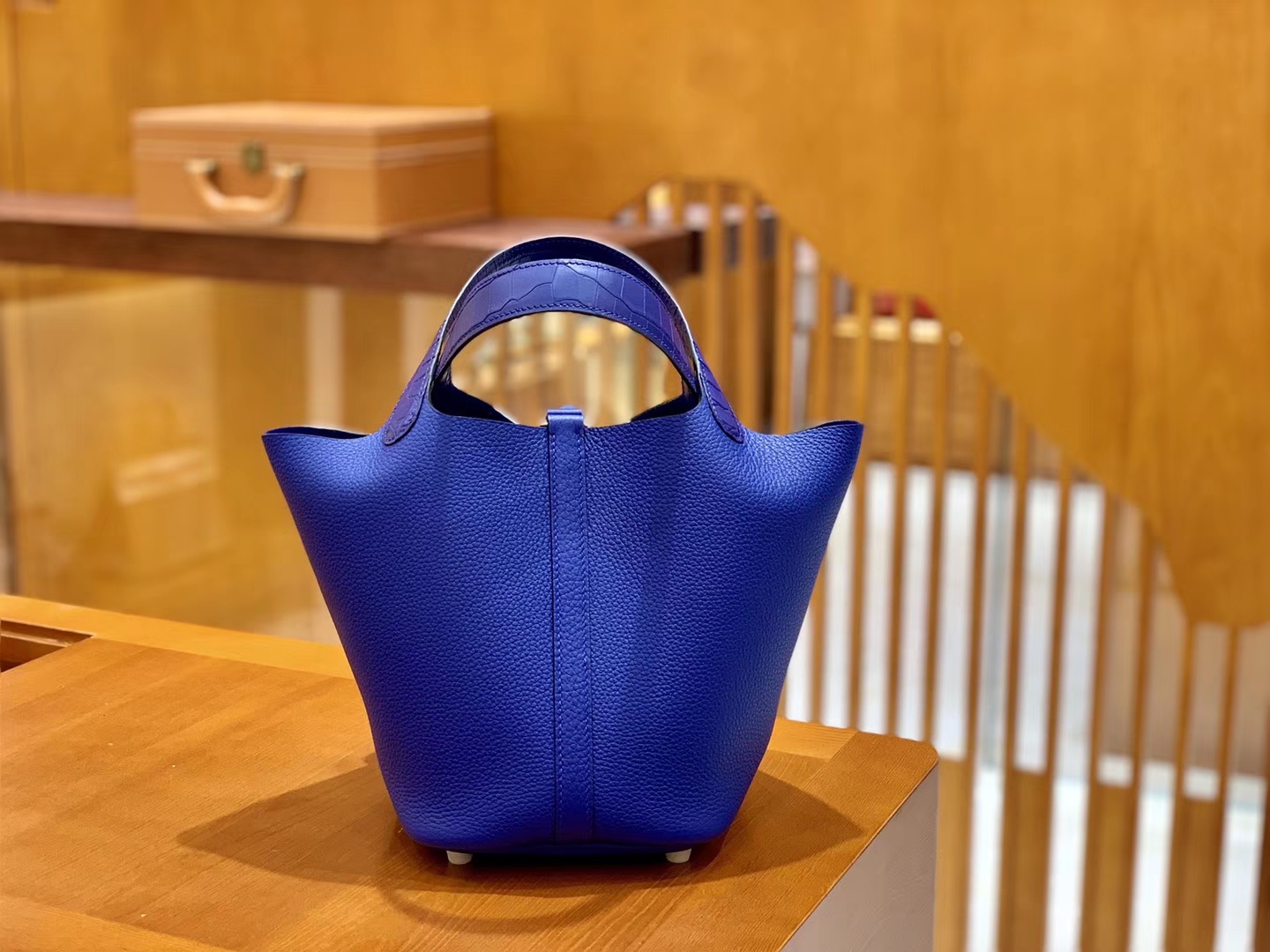 Hermès（爱马仕）Piction 18cm 琉璃蓝 银扣 鳄鱼皮拼牛皮 全手工缝制 现货
