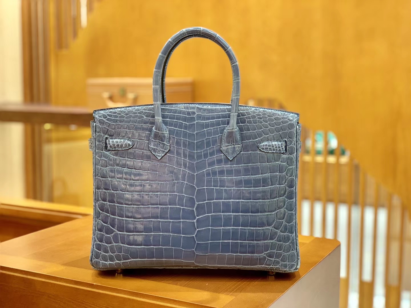 Hermès（爱马仕）Birkin 30cm 牛仔蓝 金扣 一级皮 尼罗鳄鱼皮 臻品级别