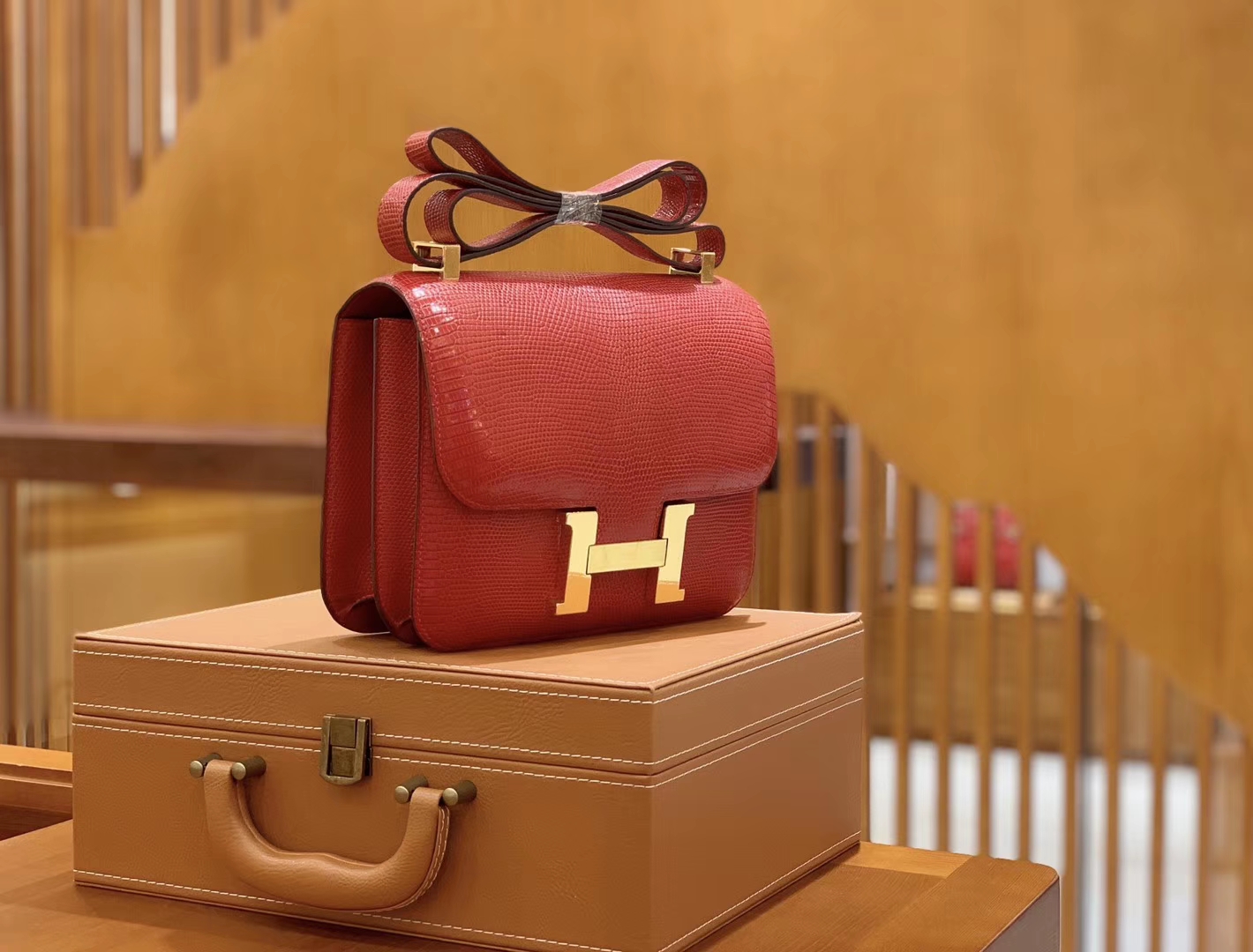 Hermès（爱马仕）Constance 空姐包 蕃茄红 野生蜥蜴皮 全手工缝制 23cm 金扣 现货