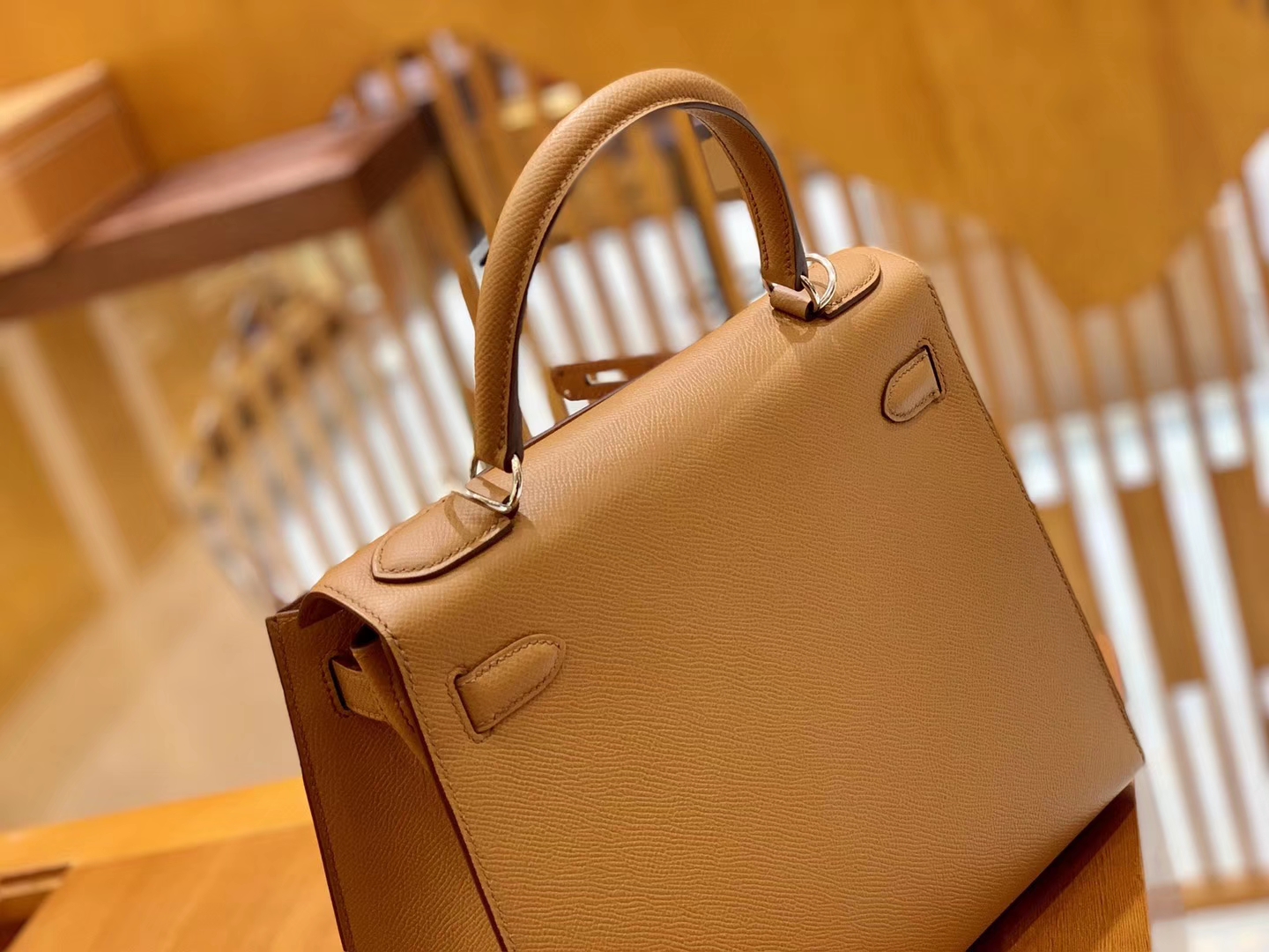 Hermès（爱马仕）Kelly凯莉包 掌纹小牛皮 字母包 金棕色+唇膏粉+啡色 进口原料 原版蜜蜡线 28cm