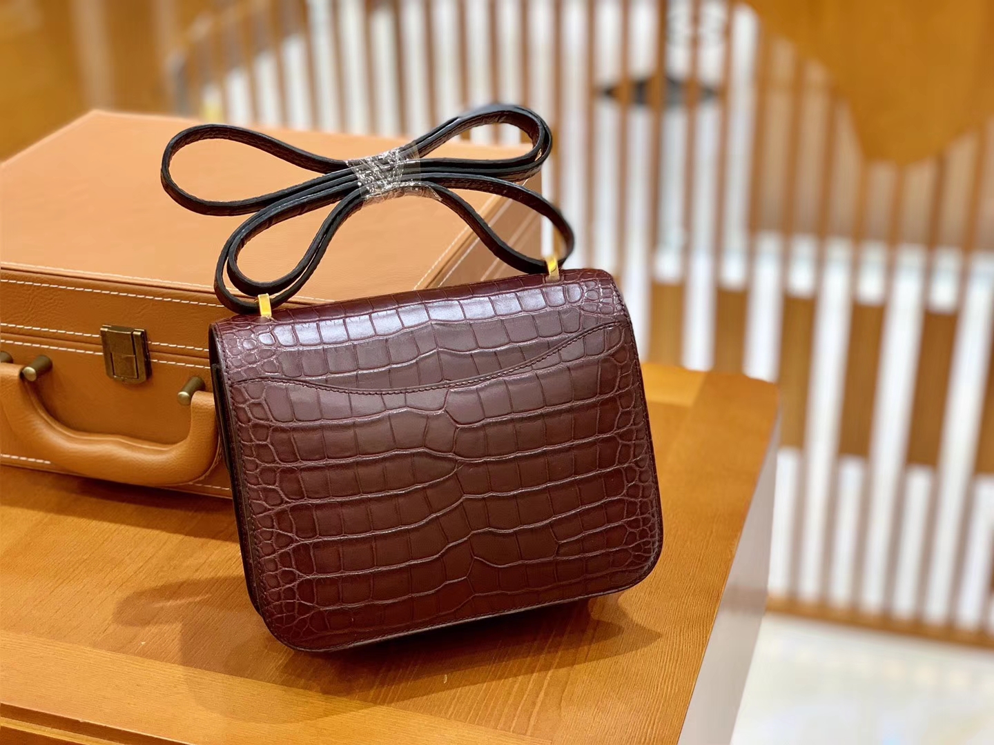 Hermès（爱马仕）Constance 空姐包 摩卡 一级美洲 鳄鱼皮 臻品级别 金扣 18cm