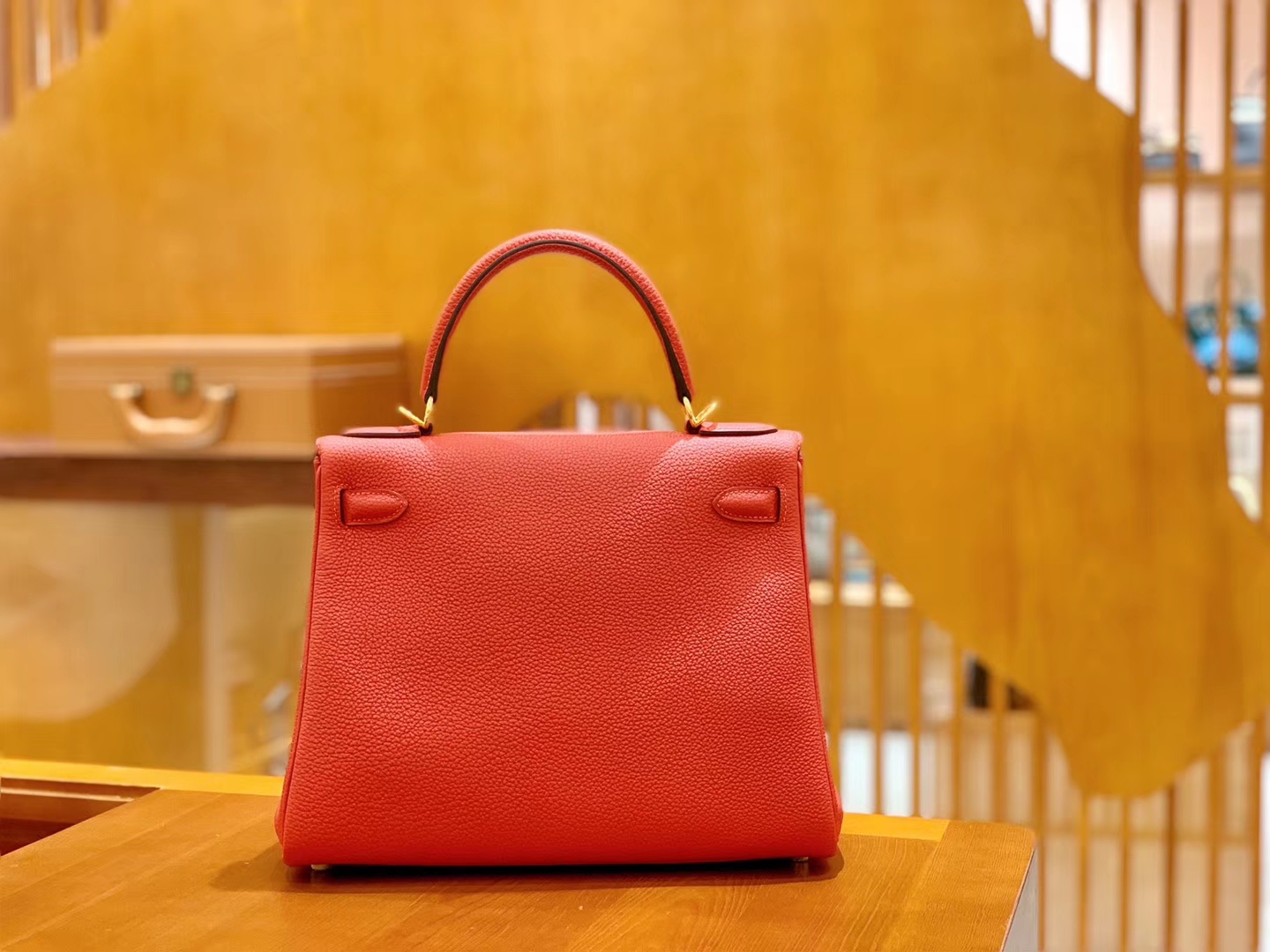 Hermès（爱马仕）Kelly 凯莉包 国旗红 Togo德国进口牛皮 全手工 金扣 28cm 现货