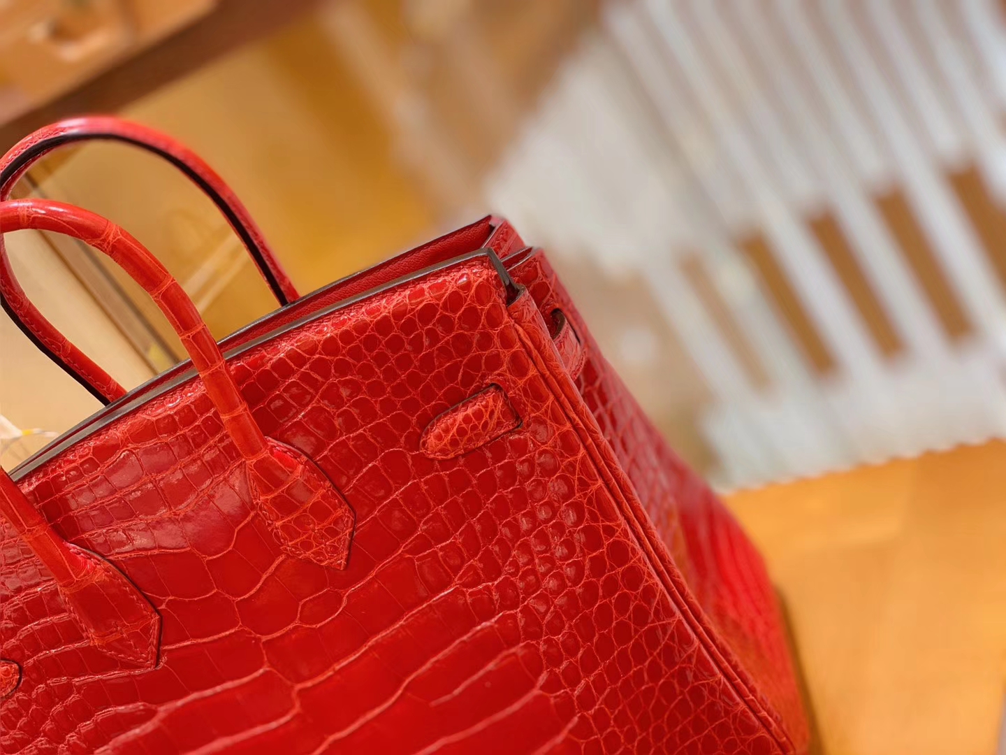 Hermès（爱马仕）Birkin 铂金包 法拉利红 美洲鳄鱼皮 品相佳 金扣 25cm