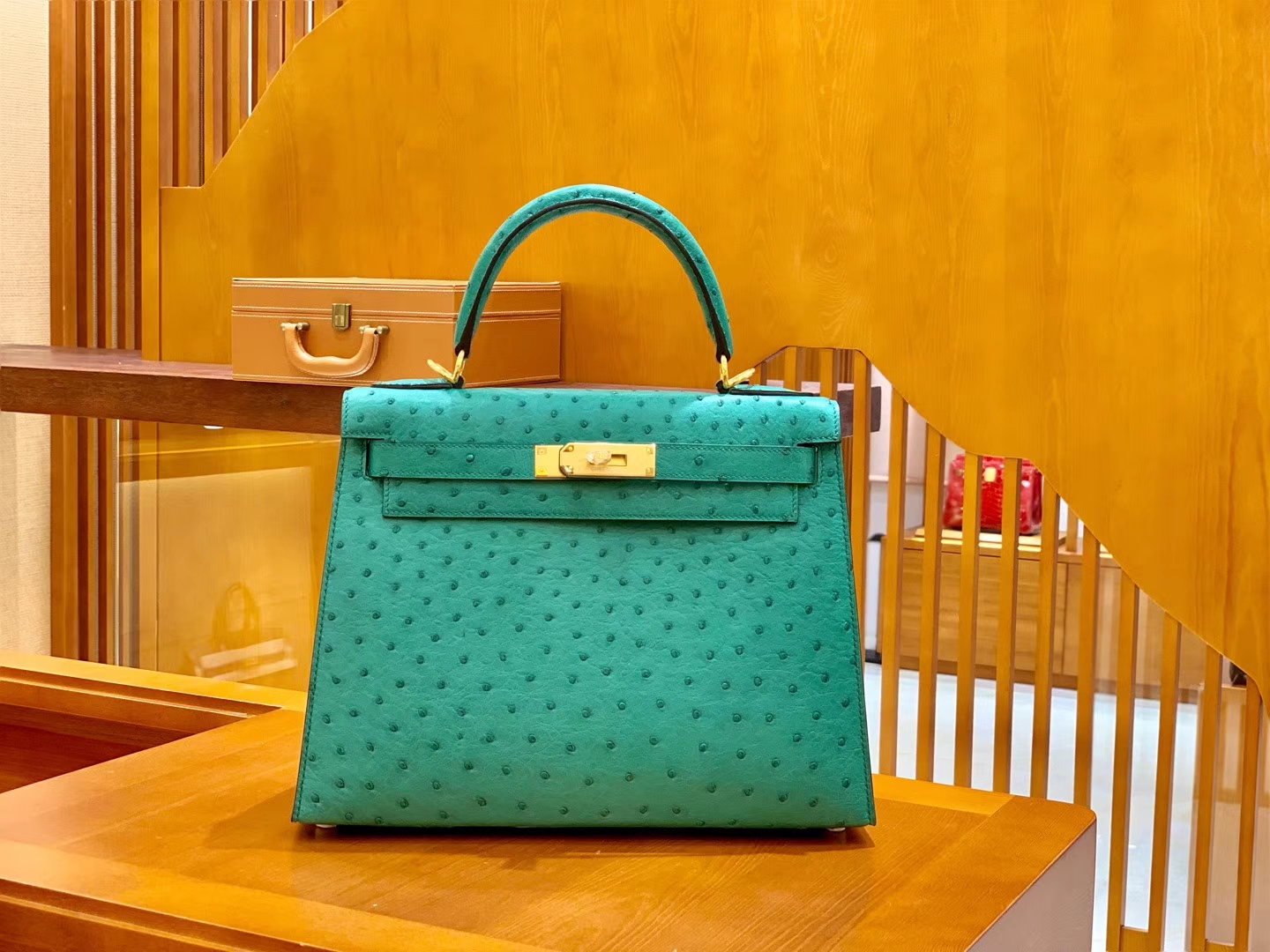 Hermès（爱马仕）Kelly 28cm 湖水绿 金扣 南非KK鸵鸟皮 全手工缝制
