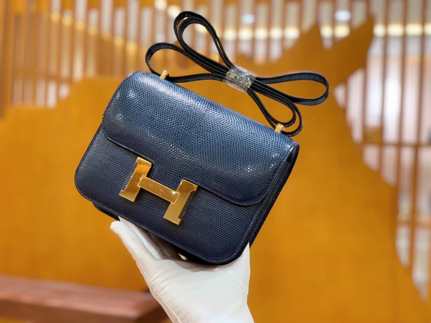 Hermès（爱马仕）Constance 空姐包 午夜蓝 野生蜥蜴皮 全手工缝制 18cm 金扣 现货