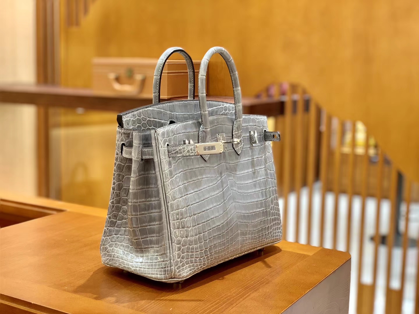 Hermès（爱马仕）Birkin 铂金包 巴黎灰 一级皮 尼罗鳄鱼皮 臻品级别 银扣 25cm