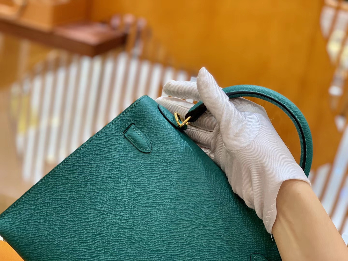 Hermès（爱马仕）Kelly 凯莉包 孔雀绿 掌纹牛皮 进口原料 臻品级别 金扣 28cm 现货