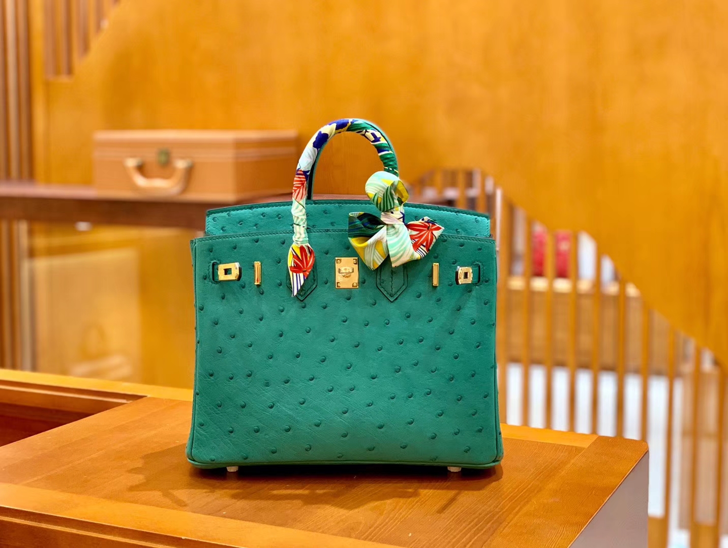 Hermès（爱马仕）Birkin 25cm 湖水绿 金扣 南非KK鸵鸟皮 全手工缝制
