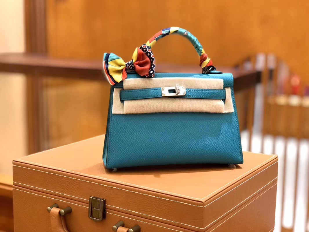 Hermès（爱马仕）Mini kelly 迷你凯莉 孔雀蓝 掌纹小牛皮 全手工缝制 臻品级别 银扣 19cm 现货