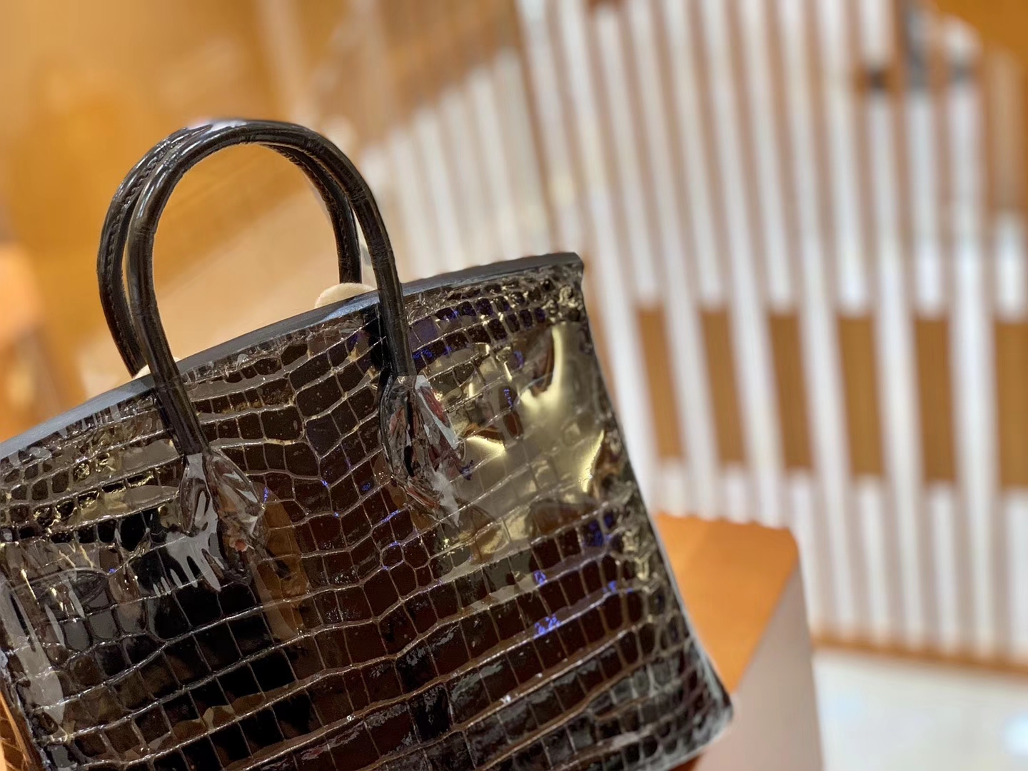 Hermès（爱马仕）Birkin 铂金包 经典黑 一级皮 尼罗鳄鱼皮 臻品级别 金扣 25cm