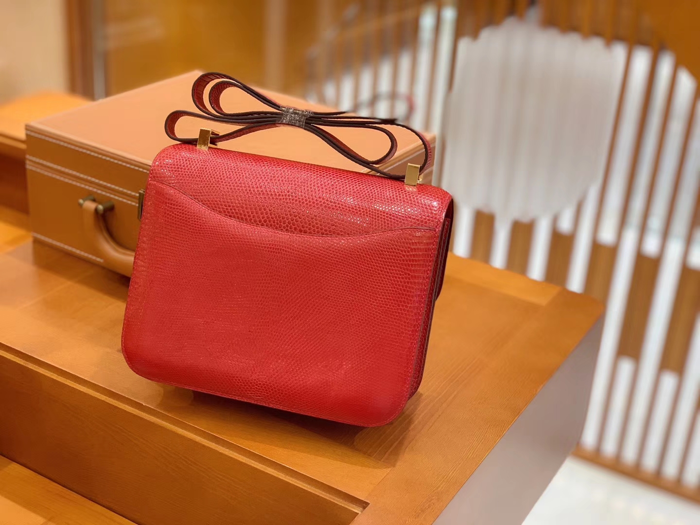 Hermès（爱马仕）Constance 空姐包 蕃茄红 野生蜥蜴皮 全手工缝制 23cm 金扣 现货