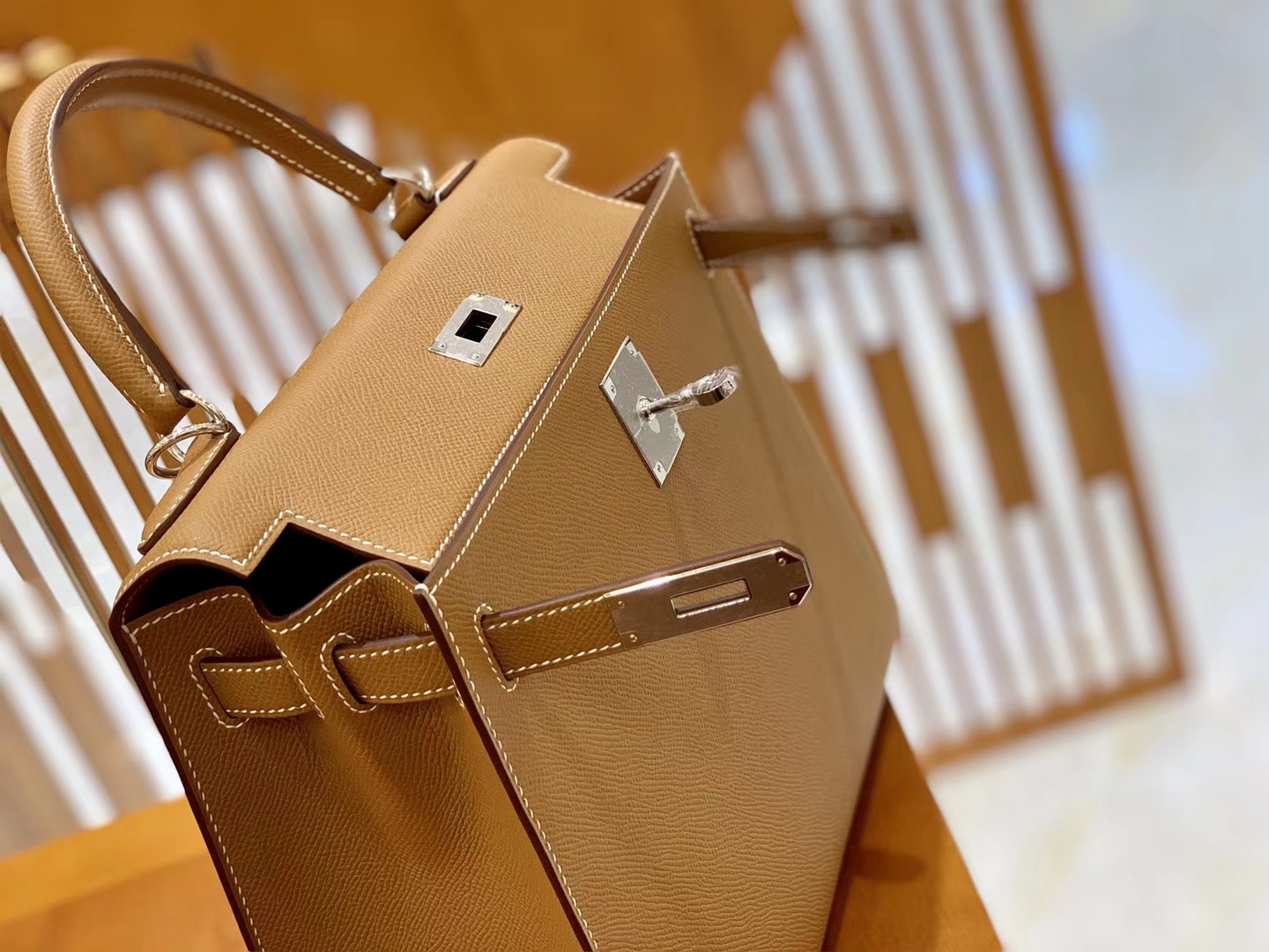 Hermès（爱马仕）Kelly 25cm 28cm 金棕色 银扣 掌纹牛皮 进口原料 臻品级别 现货