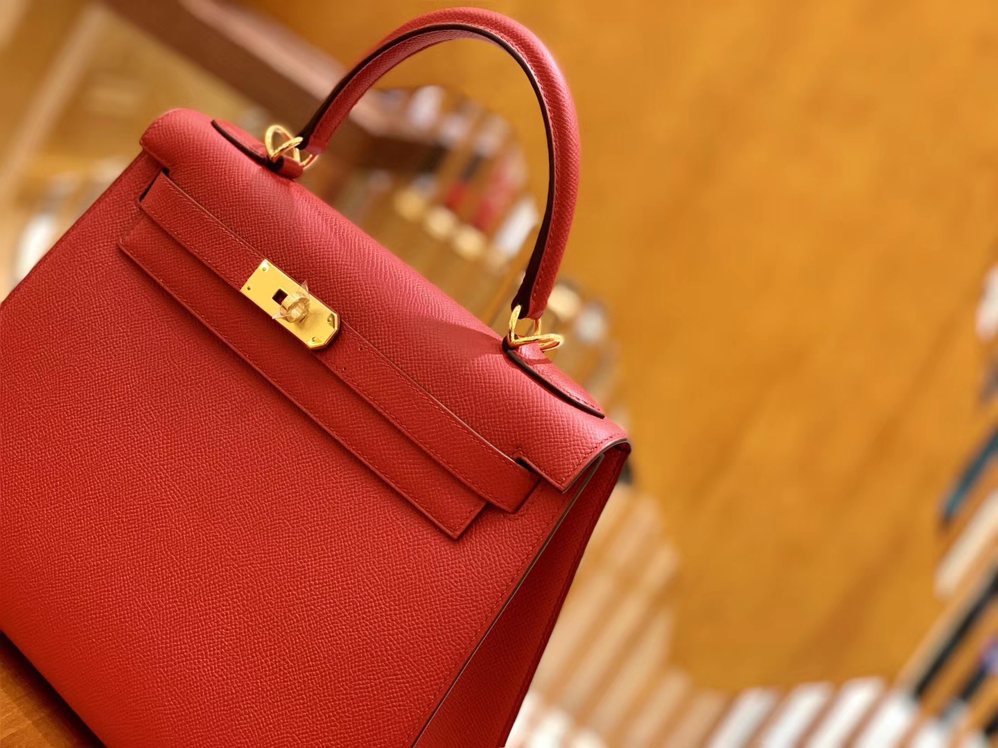 Hermès（爱马仕）Kelly 28cm 中国红 金扣 德国掌纹牛皮 全手工缝制 臻品工序
