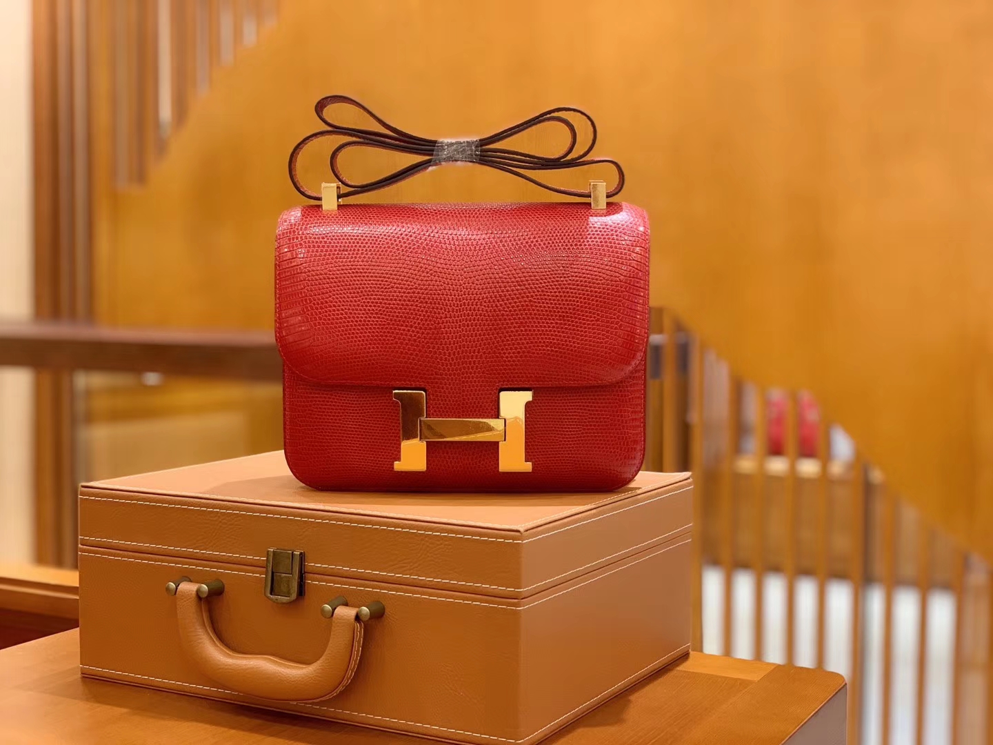 Hermès（爱马仕）Constance 空姐包 蕃茄红 野生蜥蜴皮 全手工缝制 23cm 金扣 现货