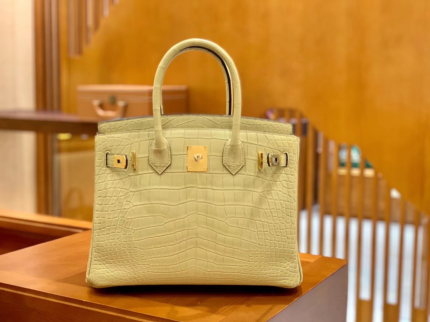 Hermès（爱马仕）Birkin 30cm 奶黄色 金扣 一级皮 尼罗鳄鱼皮 臻品级别