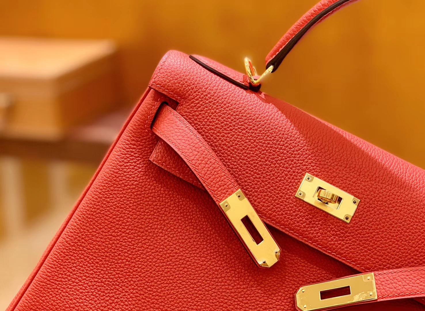 Hermès（爱马仕）Kelly 凯莉包 国旗红 Togo德国进口牛皮 全手工 金扣 28cm 现货