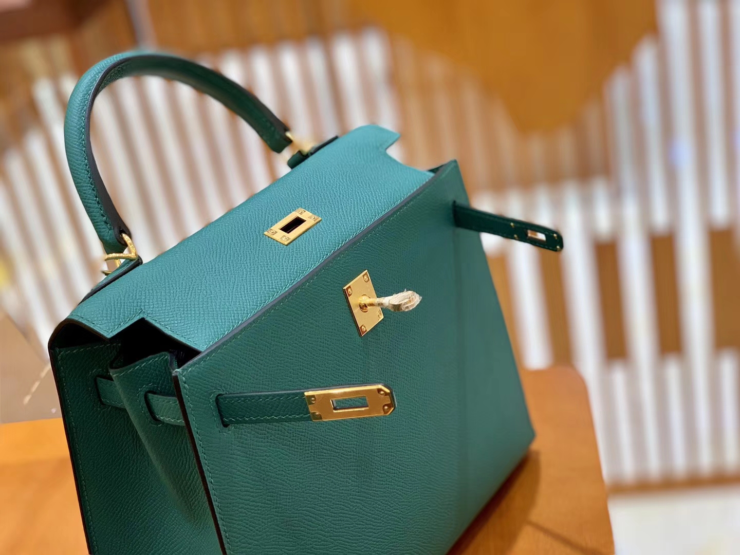 Hermès（爱马仕）Kelly 凯莉包 孔雀绿 掌纹牛皮 进口原料 臻品级别 金扣 28cm 现货