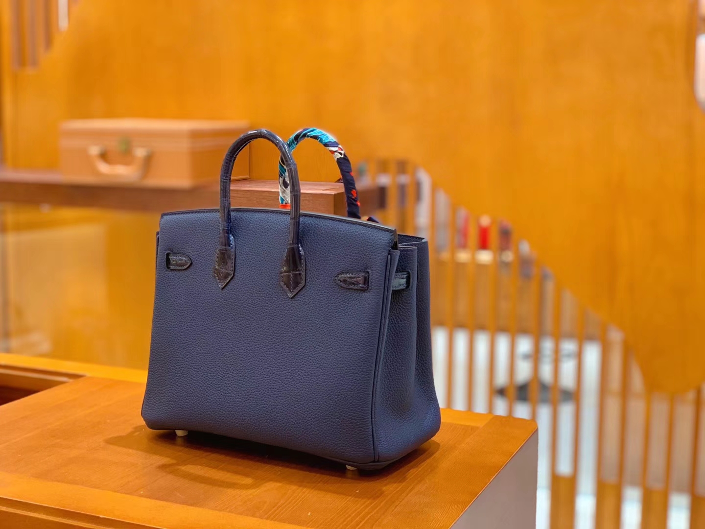 Hermès（爱马仕）Birkin 铂金包 午夜蓝 鳄鱼皮拼牛皮 金扣 25cm