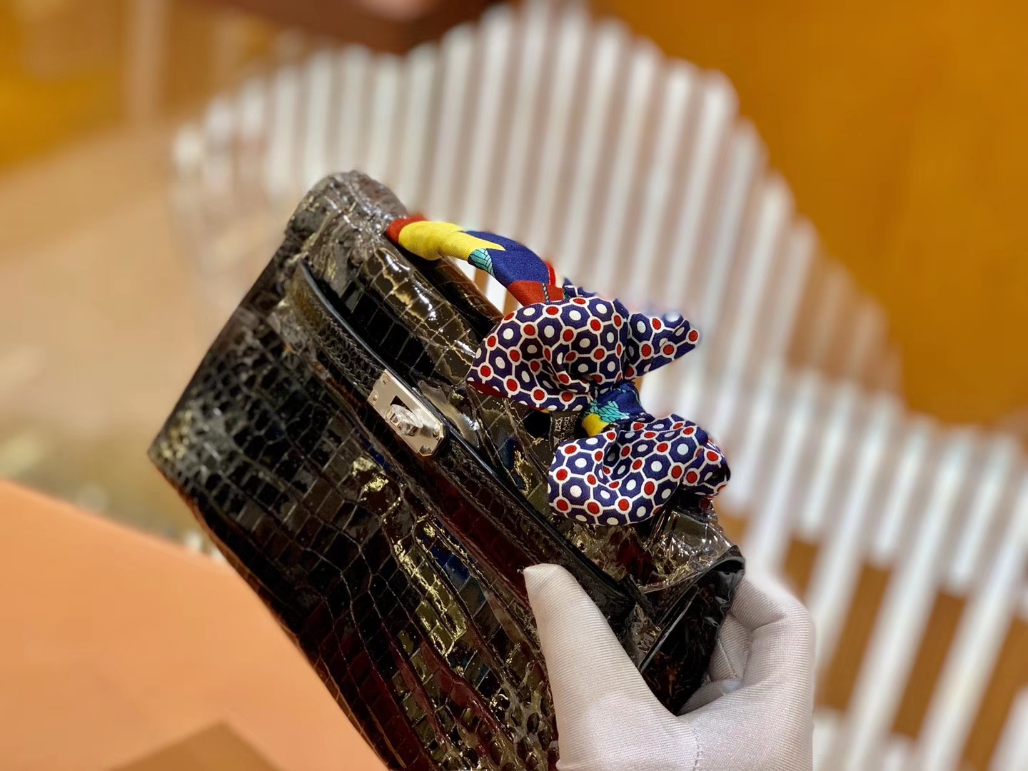 Hermès（爱马仕）Mini Kelly 迷你凯莉 经典黑 一级尼罗鳄鱼皮 全手工缝制 银扣 22cm