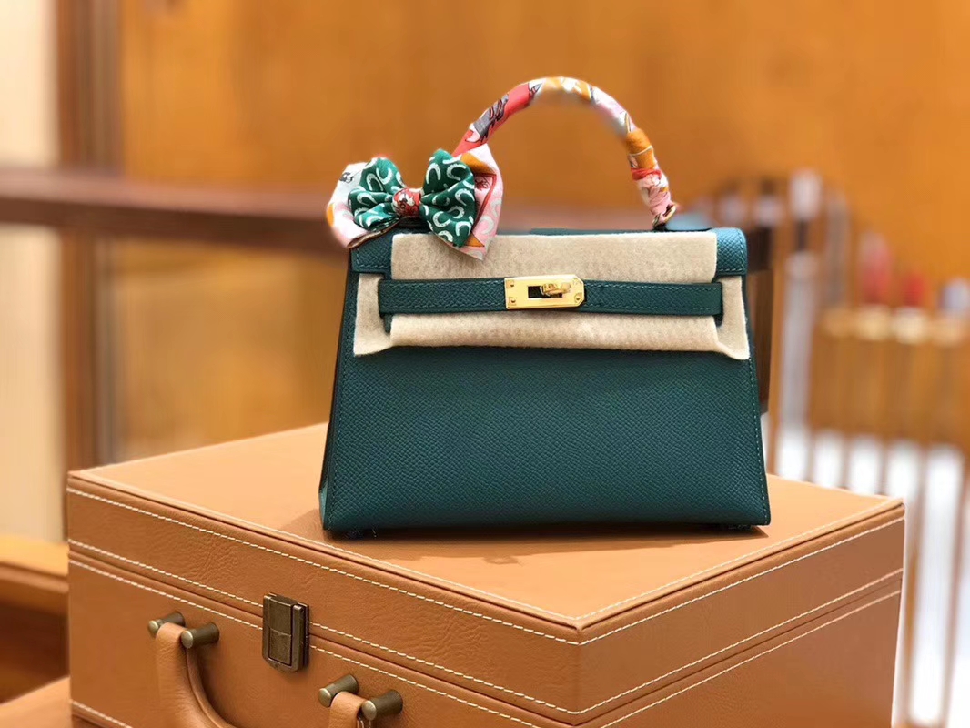 Hermès（爱马仕）Mini kelly 迷你凯莉 孔雀绿 掌纹小牛皮 全手工缝制 臻品级别 金扣 19cm 现货