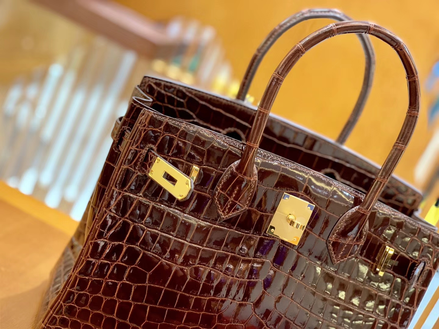 Hermès（爱马仕）Birkin 30cm 深啡色 金扣 一级皮 尼罗鳄鱼皮 臻品级别