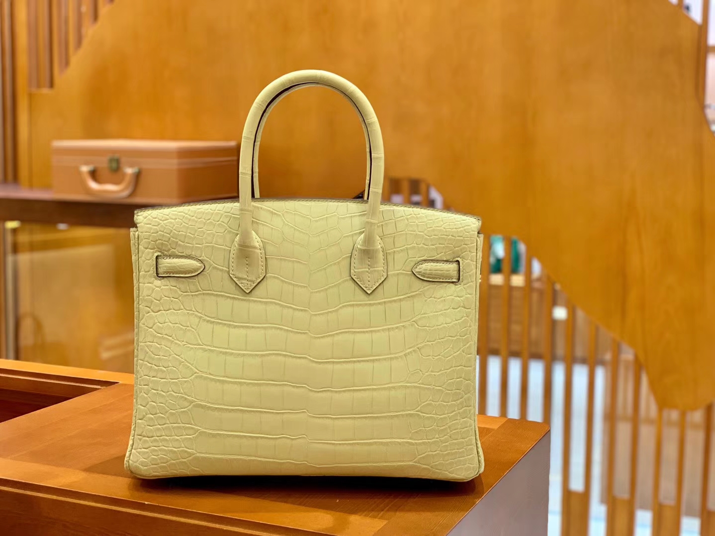 Hermès（爱马仕）Birkin 30cm 奶黄色 金扣 一级皮 尼罗鳄鱼皮 臻品级别