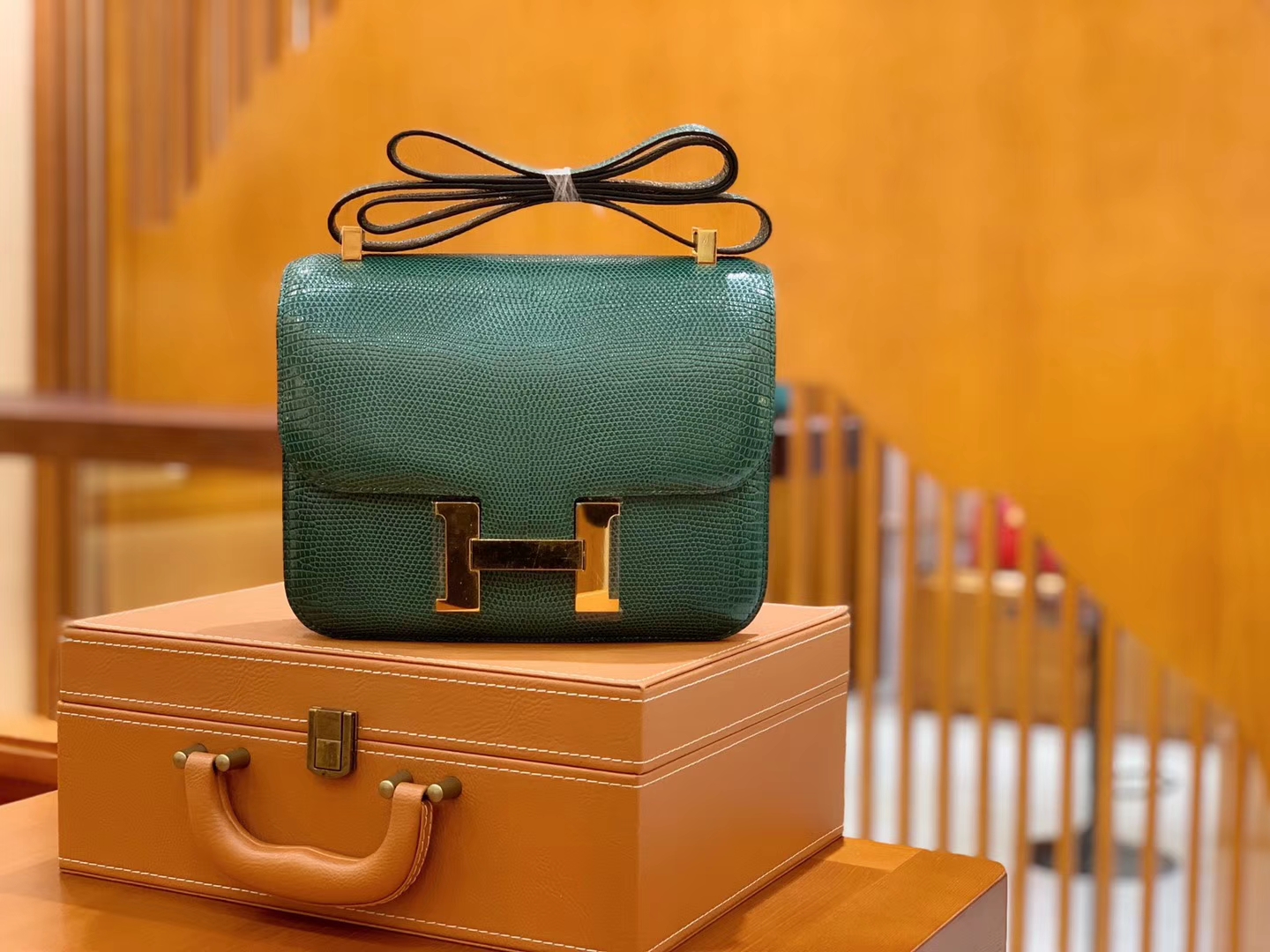 Hermès（爱马仕）Constance 空姐包 孔雀绿 野生蜥蜴皮 全手工缝制 23cm 金扣 现货