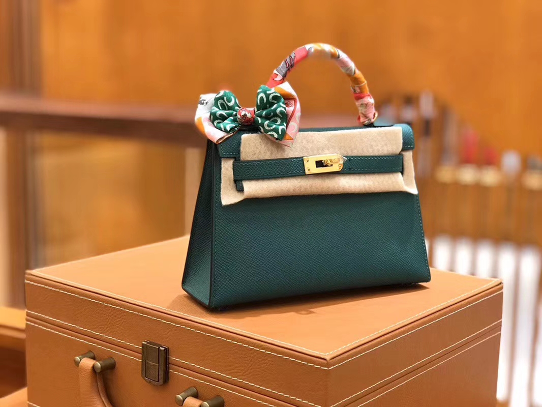 Hermès（爱马仕）Mini kelly 迷你凯莉 孔雀绿 掌纹小牛皮 全手工缝制 臻品级别 金扣 19cm 现货
