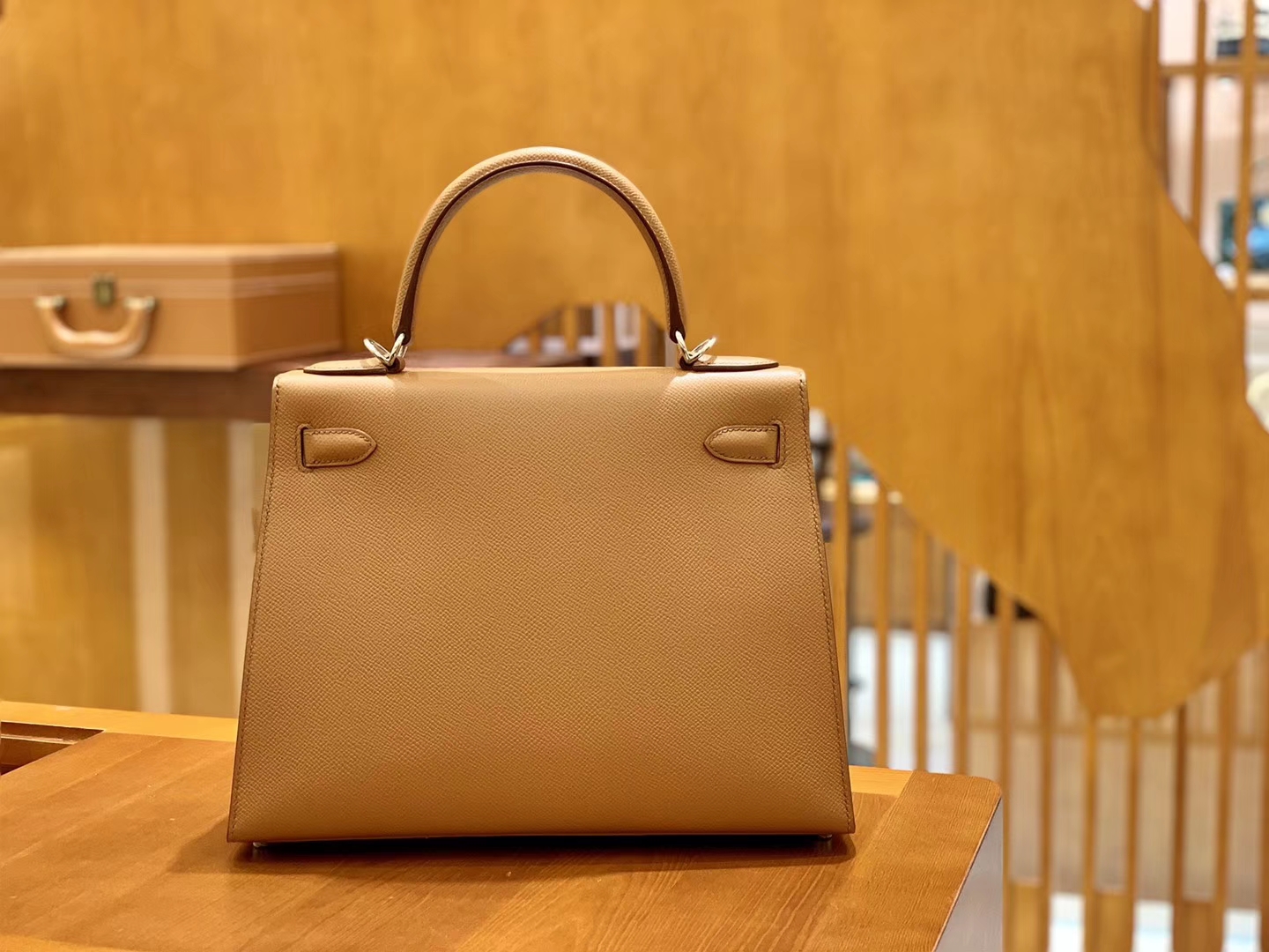 Hermès（爱马仕）Kelly凯莉包 掌纹小牛皮 字母包 金棕色+唇膏粉+啡色 进口原料 原版蜜蜡线 28cm