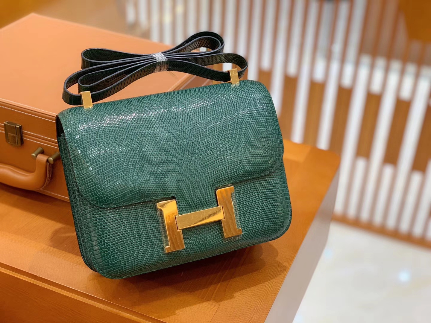 Hermès（爱马仕）Constance 空姐包 孔雀绿 野生蜥蜴皮 全手工缝制 23cm 金扣 现货