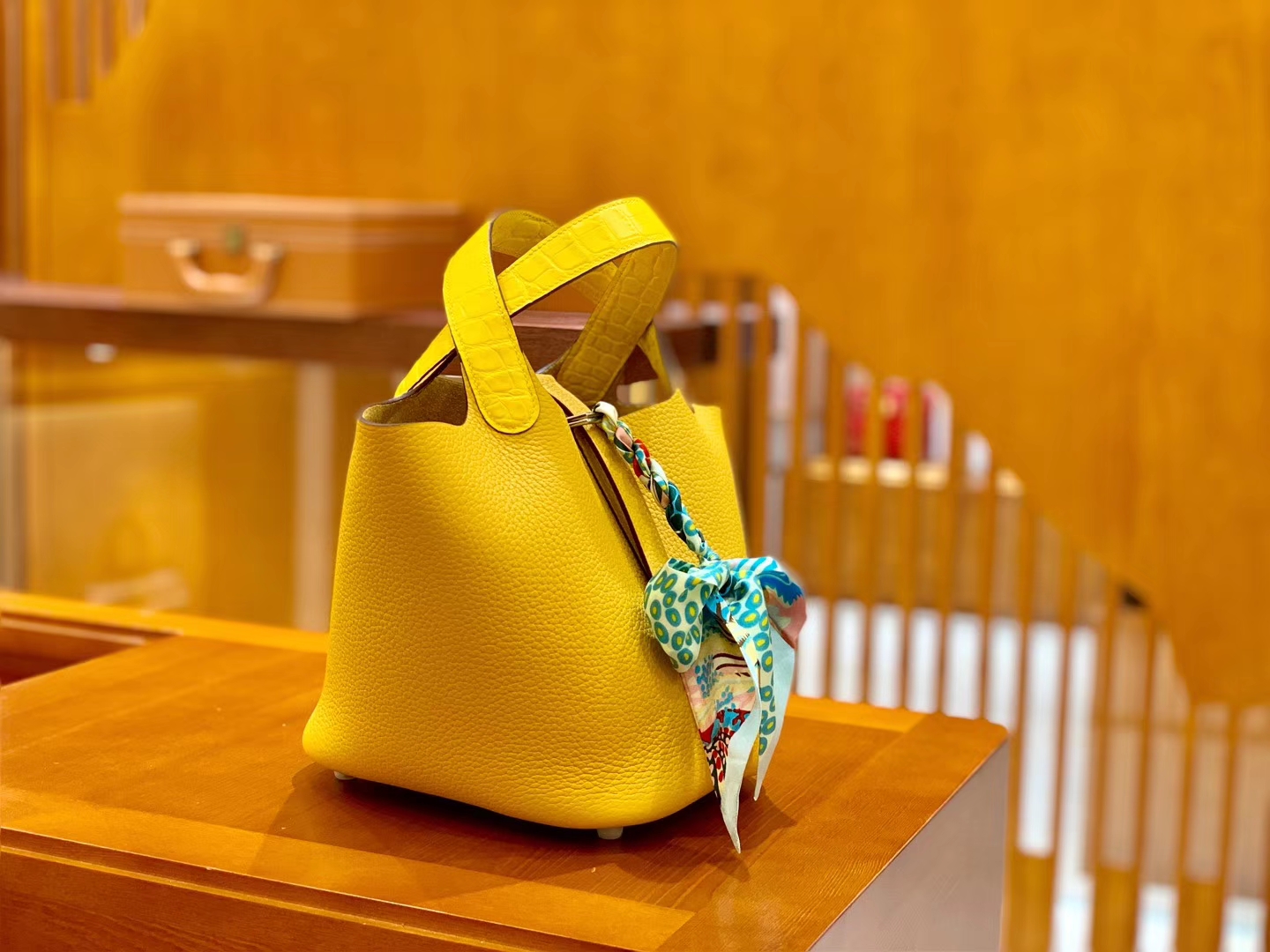 Hermès（爱马仕）Piction 18cm & 迷你2代19cm 鳄鱼皮 琥珀黄9D 火热不减