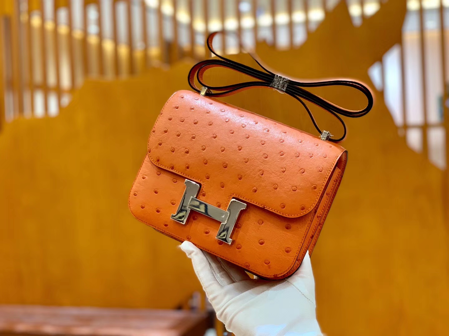 Hermès（爱马仕）Constance 18cm 经典橙 银扣 南非进口KK鸵鸟 全手工缝制