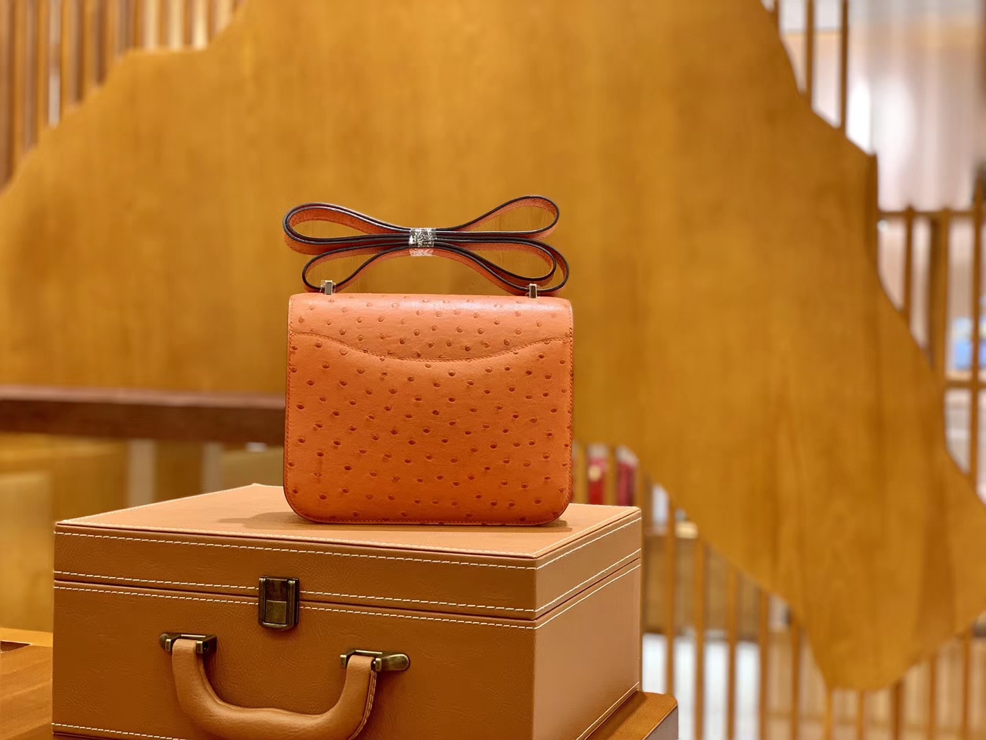 Hermès（爱马仕）Constance 18cm 经典橙 银扣 南非进口KK鸵鸟 全手工缝制