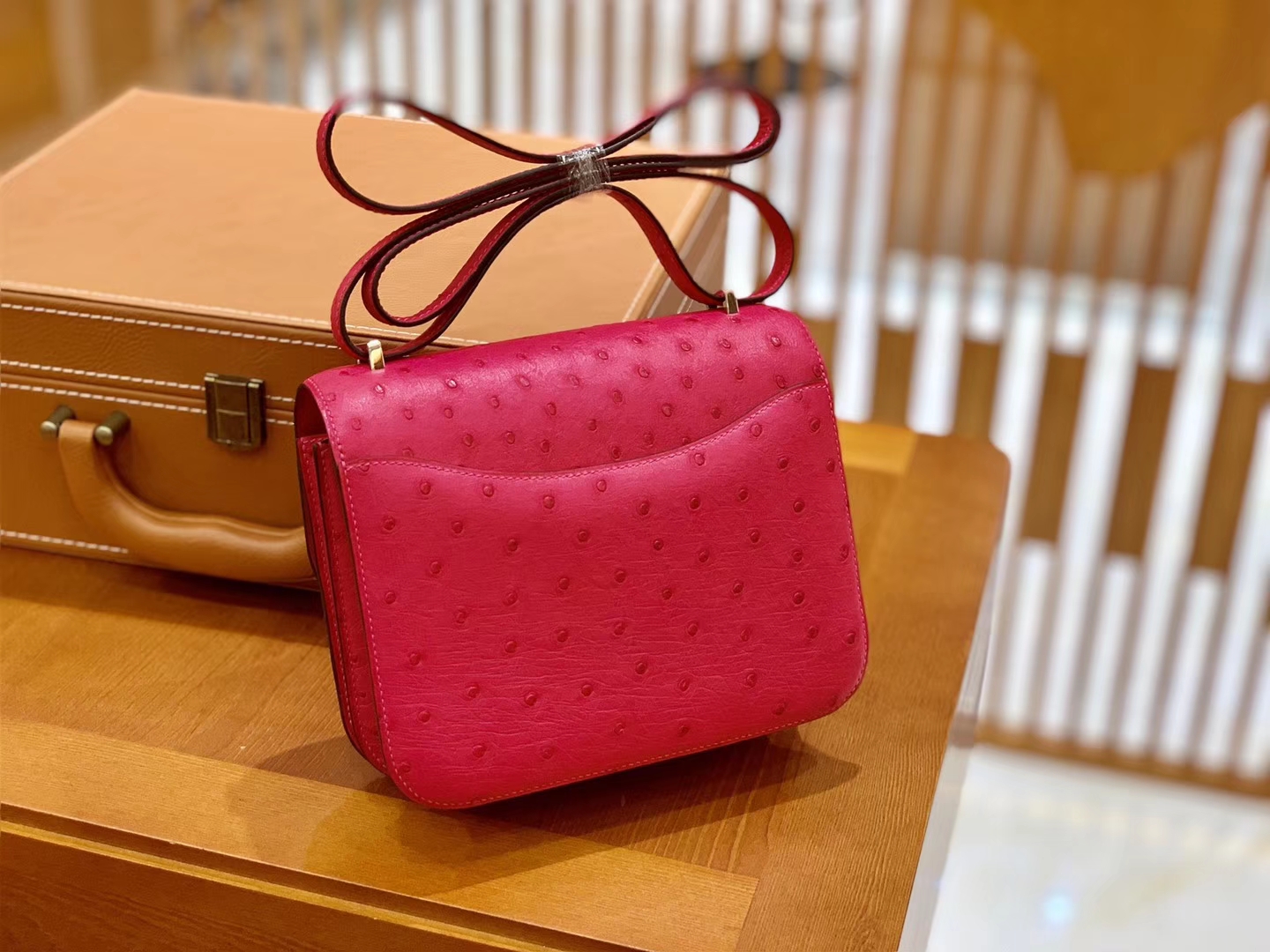 Hermès（爱马仕）Constance 18cm 糖果粉 玫红色 银扣 南非进口KK鸵鸟 全手工缝制