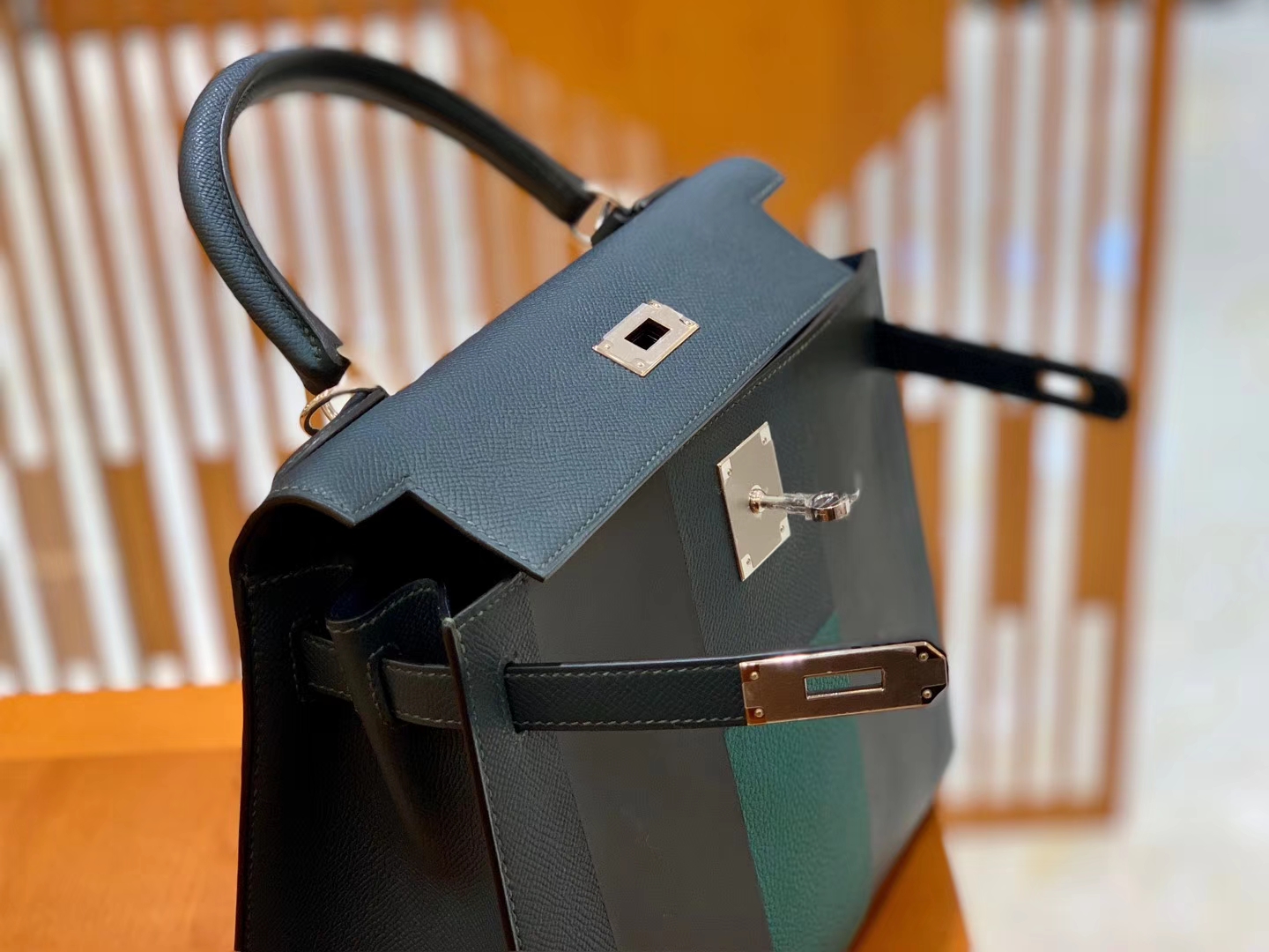 Hermès（爱马仕）Kelly 字母包 午夜蓝 掌纹牛皮拼togo拼山羊 臻品级别 28cm