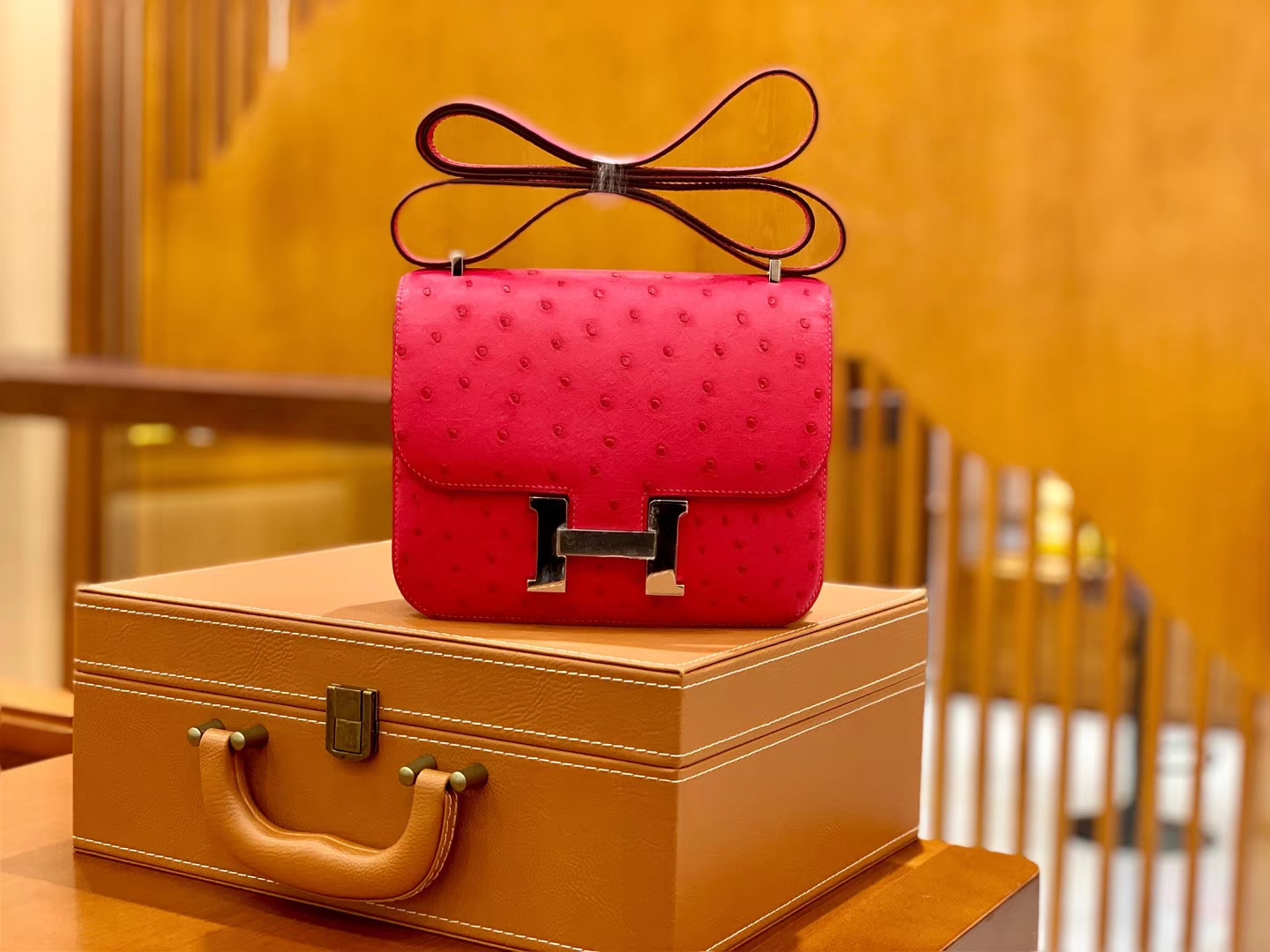 Hermès（爱马仕）Constance 18cm 糖果粉 玫红色 银扣 南非进口KK鸵鸟 全手工缝制