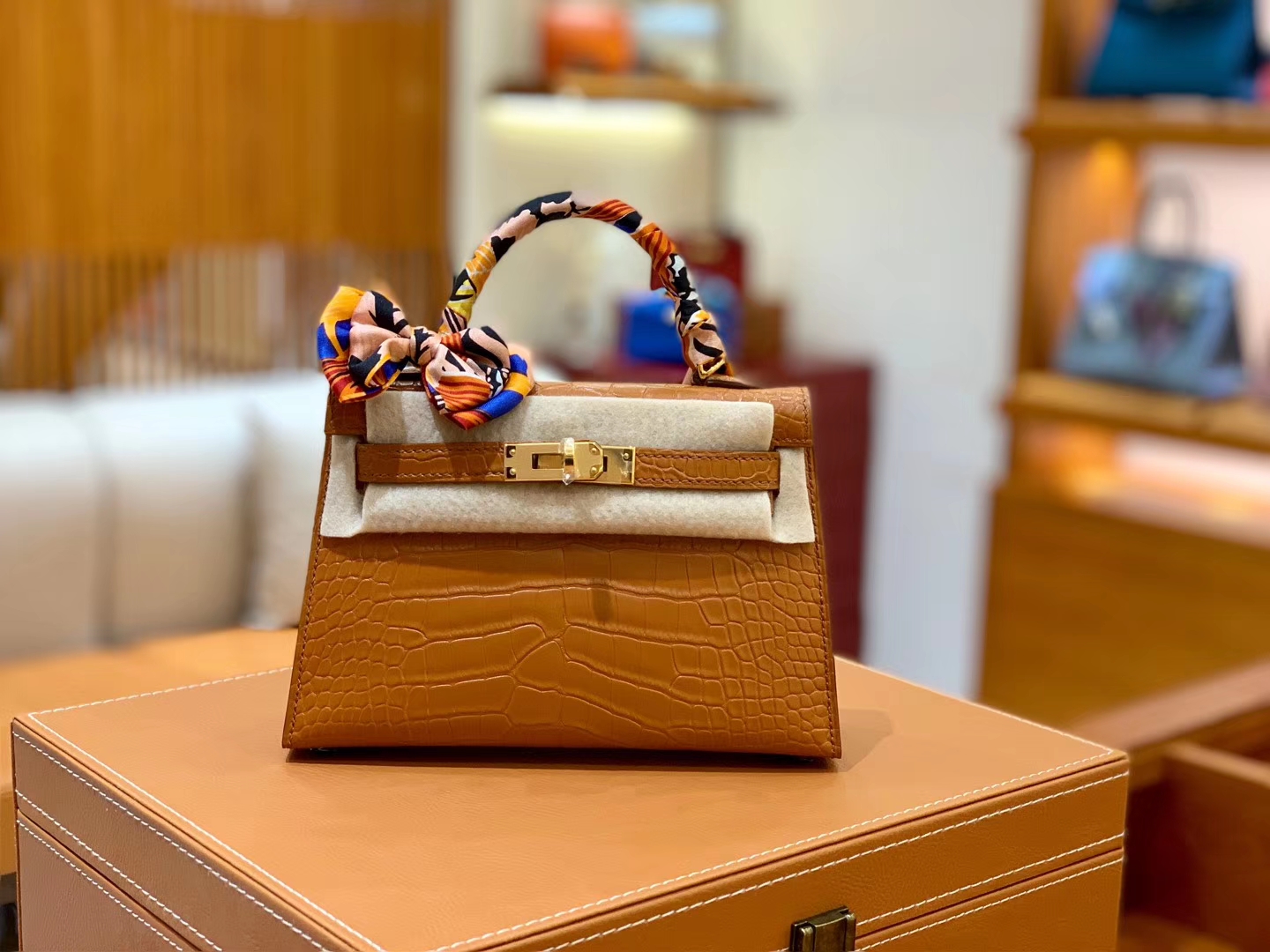 Hermès（爱马仕）Mini Kelly 美洲鳄鱼皮 哑光  臻品级别 19cm