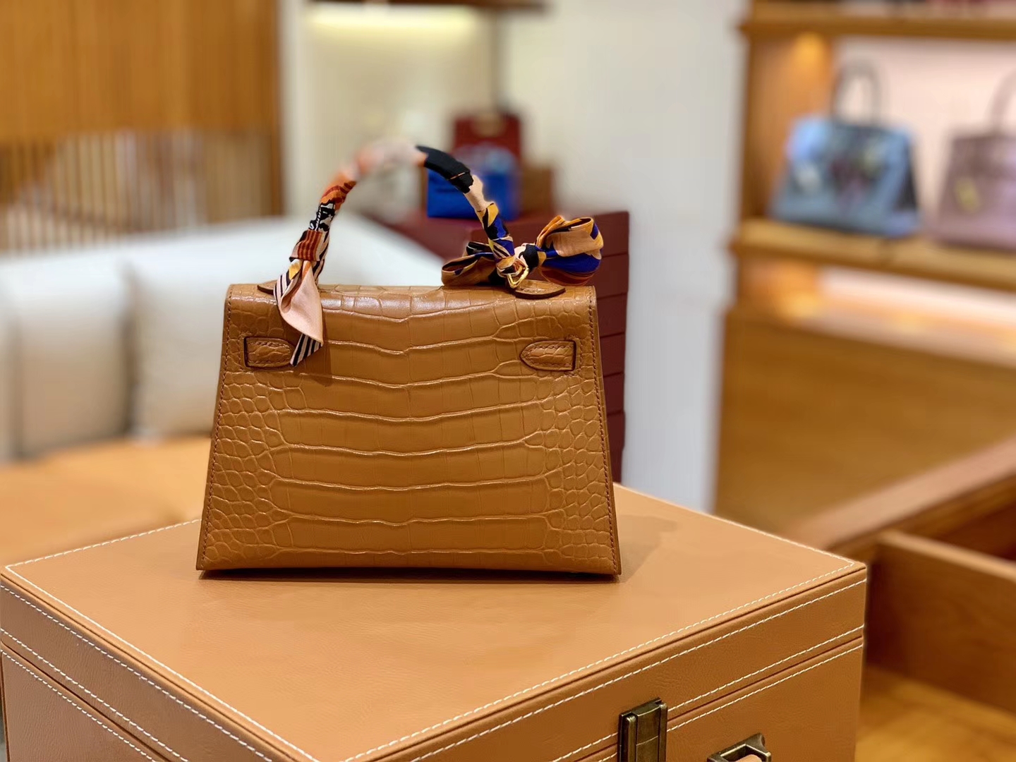 Hermès（爱马仕）Mini Kelly 美洲鳄鱼皮 哑光  臻品级别 19cm