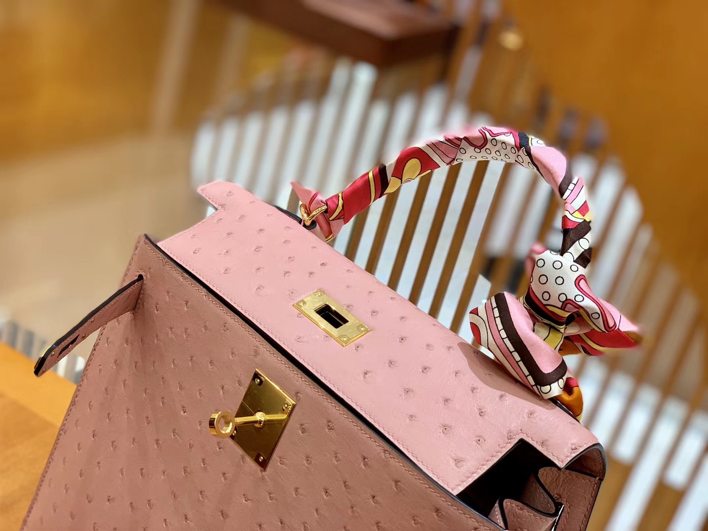 Hermès（爱马仕）Kelly 28cm 橡皮粉 金扣 南非进口 鸵鸟皮 全手工缝制