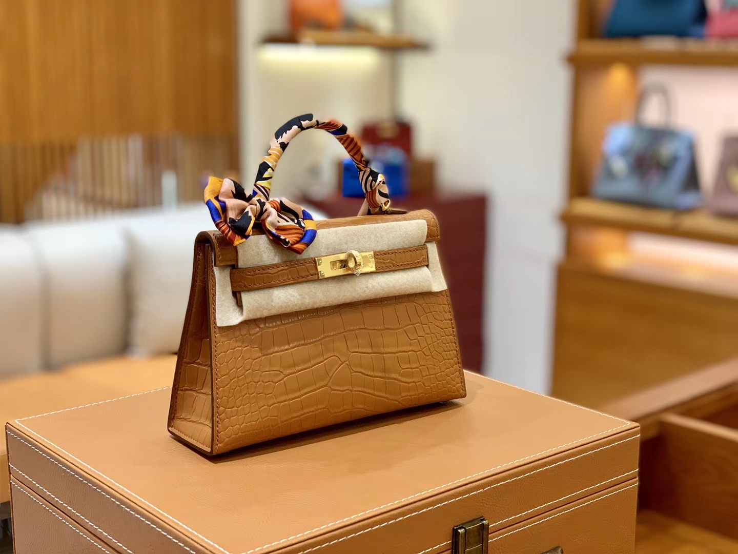 Hermès（爱马仕）Mini Kelly 美洲鳄鱼皮 哑光  臻品级别 19cm